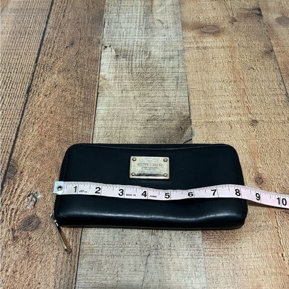 Michael Kors Black Leather Zip Around Continental Wallet - Picture 10 of 12